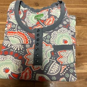 Vera Bradley pajama top - nomadic floral